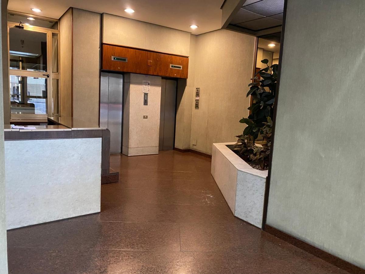 Delle Palme Rooms Elegante Monolocale In Centro Palermo Exterior photo